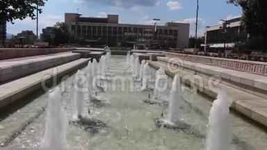 布拉戈夫格勒市2019年夏季喷泉的视频片段，美丽的视频和短片